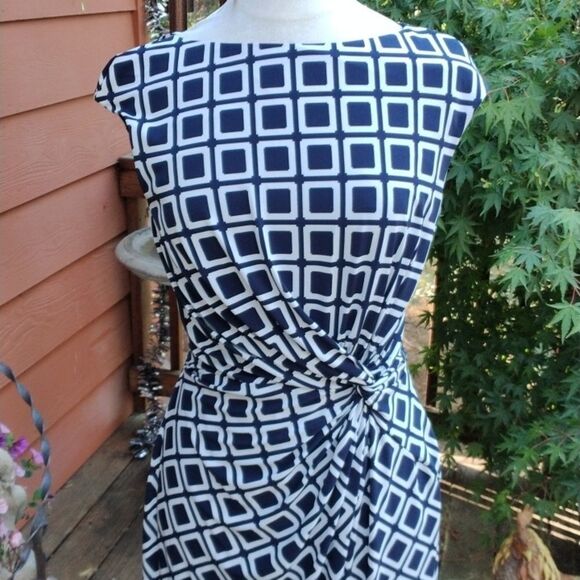 Lauren Ralph Lauren Soft Knit Dress - Picture 3 of 15